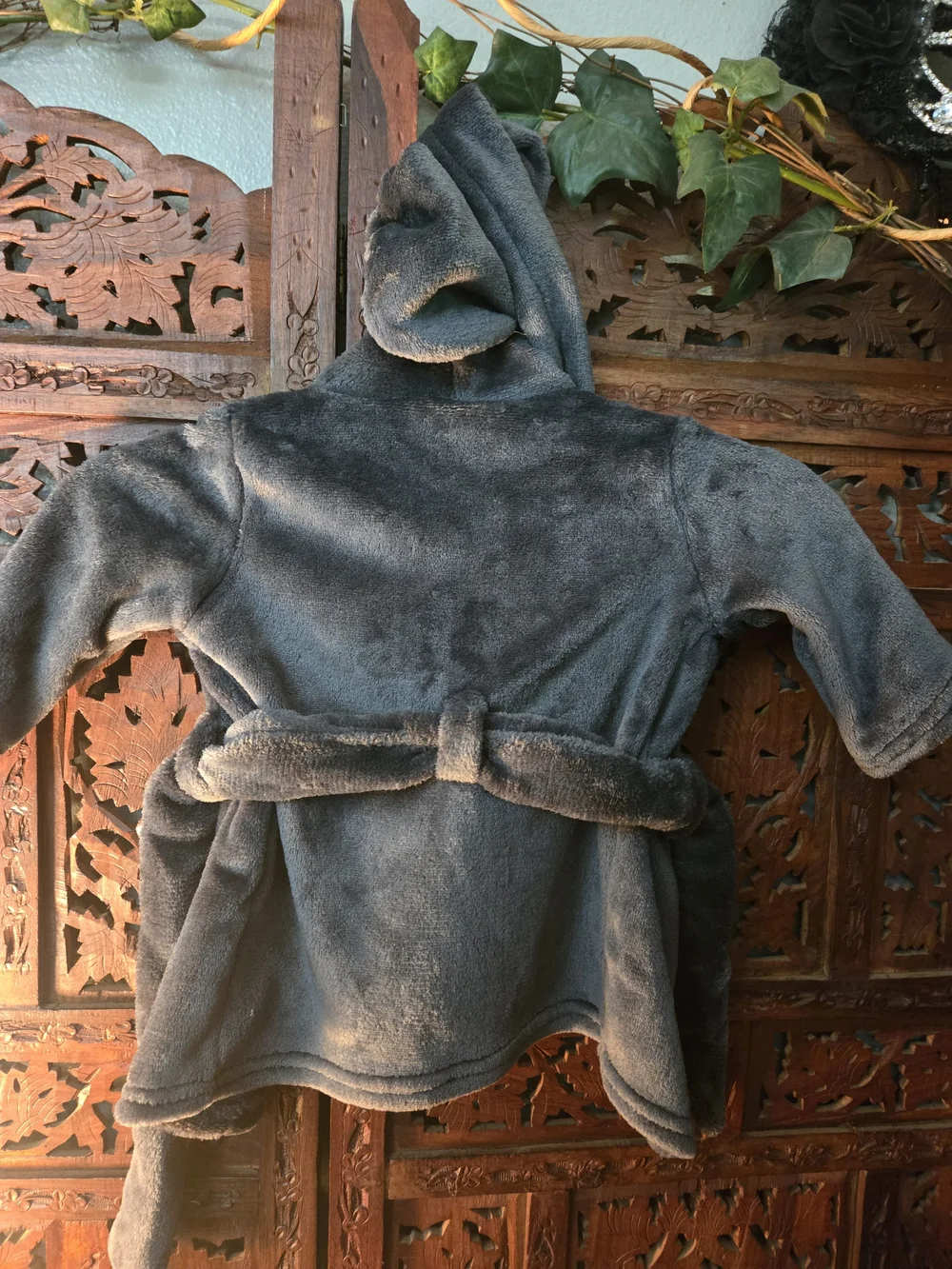 2 Kids Plush Hooded Robe in Charcoal Gray with Elephant Patch $20 each